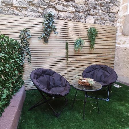Chez Leon - Clim' & Patio - Appart Loupian Centre 外观 照片